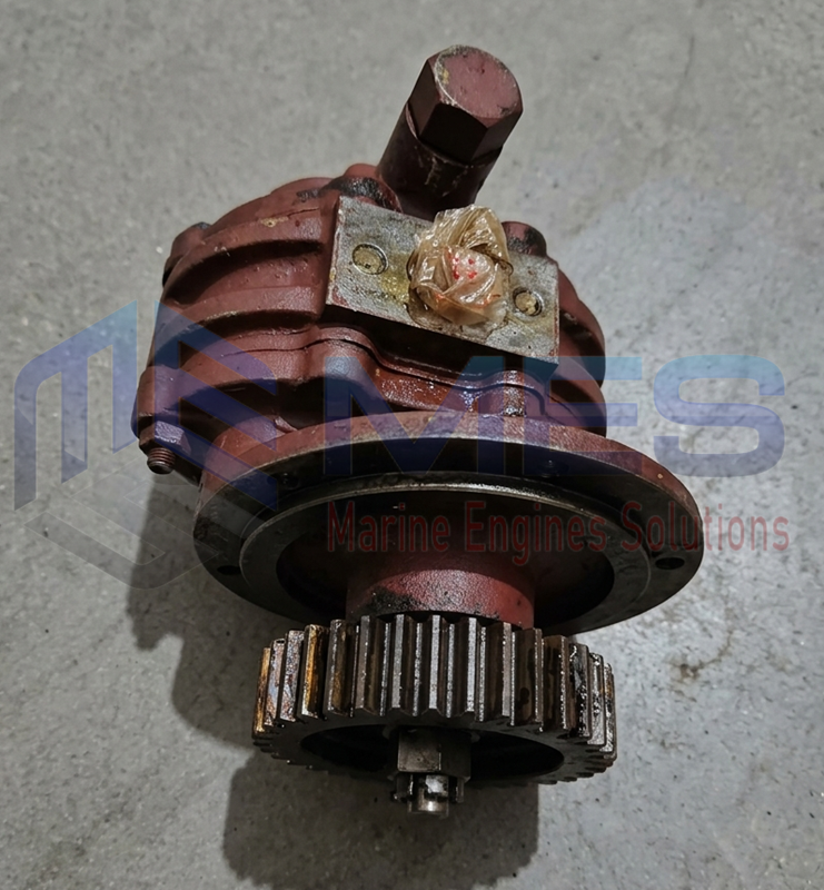 DAIHATSU DL20 OIL PUMP